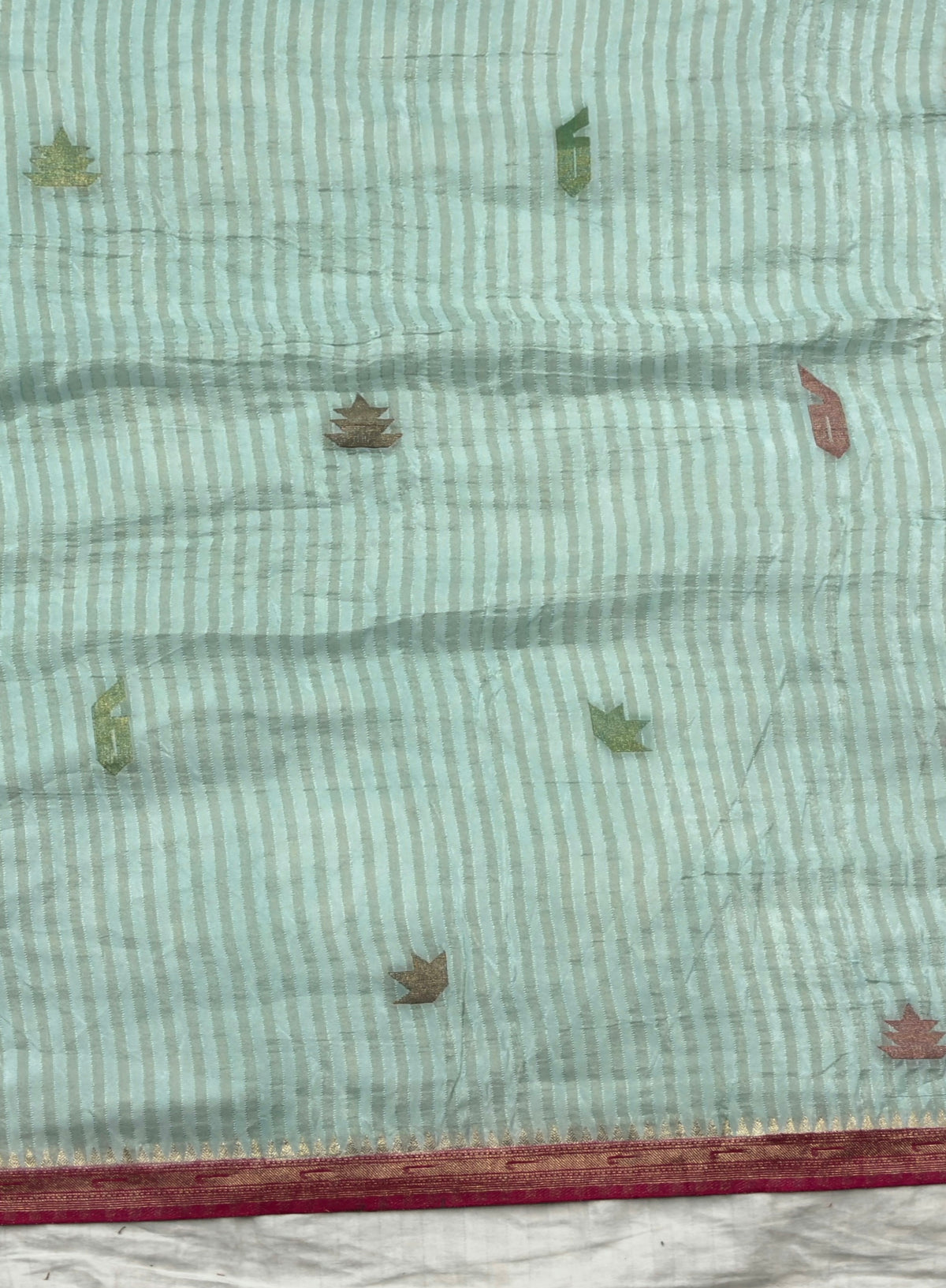 Triveni Butidar Jamdani – Viscose Pure Crepe Silk Saree